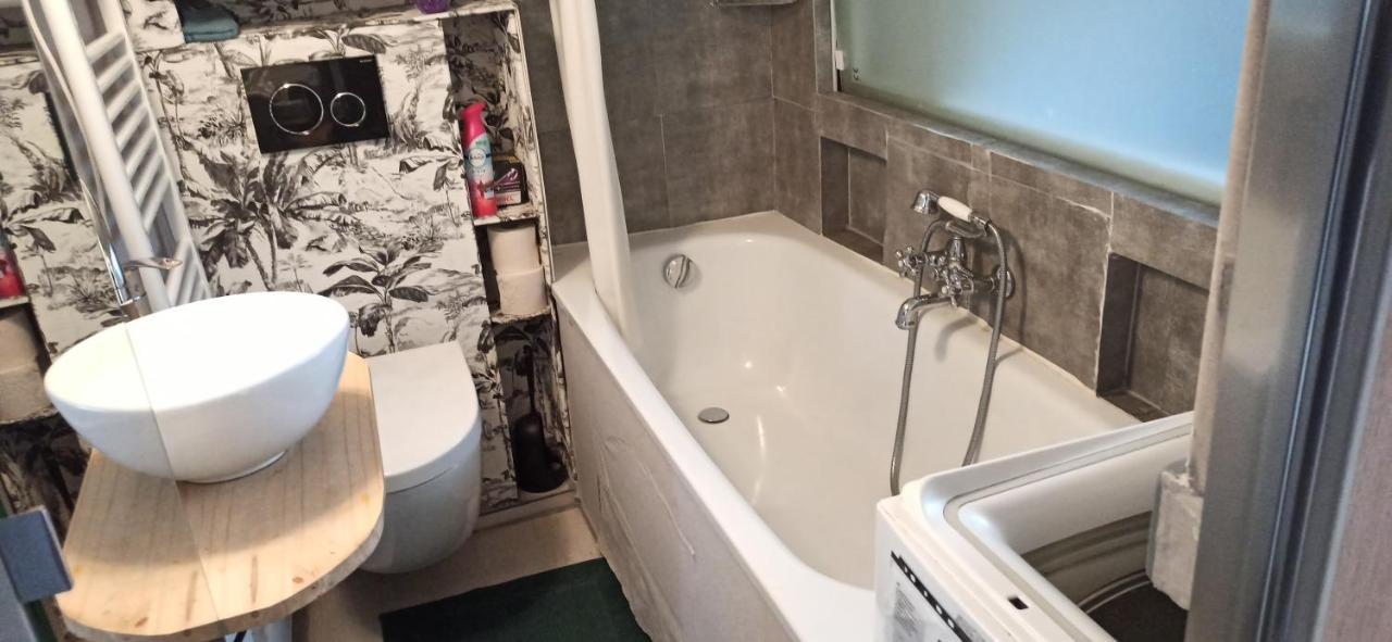 Apartamento Studio Fonctionnel Et Cosy Gentilly Exterior foto